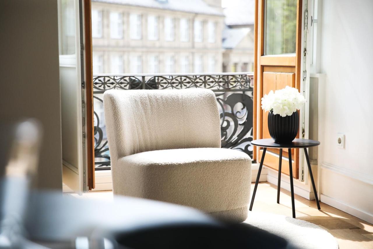 Palais Passy~Design Suite Mit Ausblick Im Zentrum 비스바덴 외부 사진