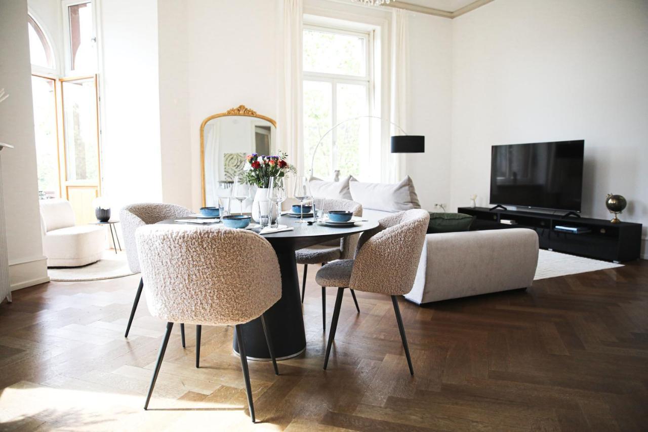 Palais Passy~Design Suite Mit Ausblick Im Zentrum 비스바덴 외부 사진